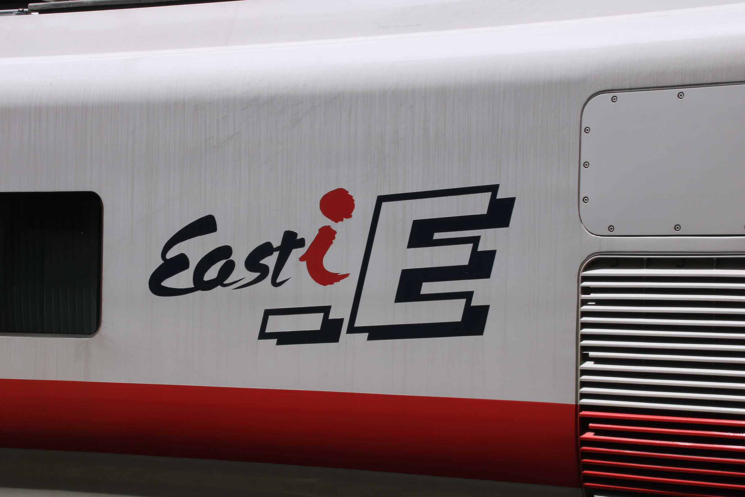 E491系 East i-E+マヤ50-5001