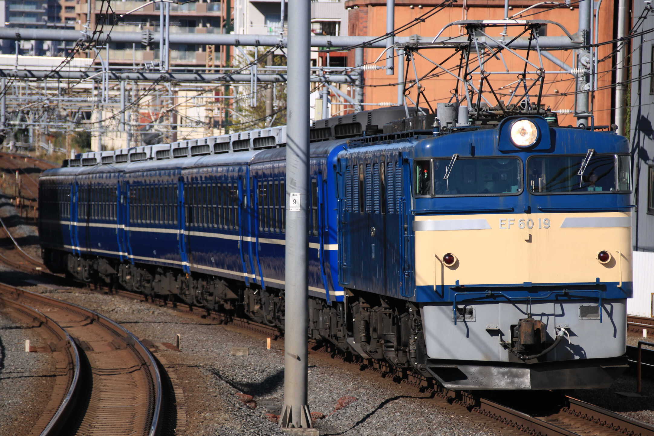 回9742列車 団臨(仙1203) 懐かしの急行列車で行く東京おとな旅 送り込み回送 EF60-19①[高]+12系 高タカ車5両