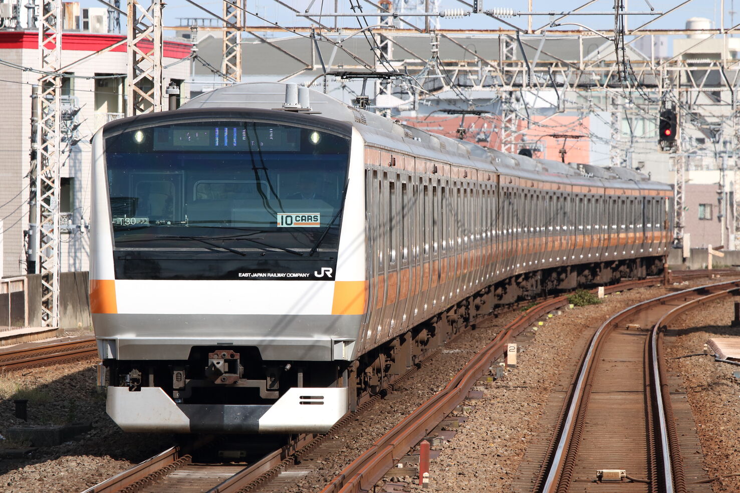 1321T(東京→高尾) E233系 都トタT30編成